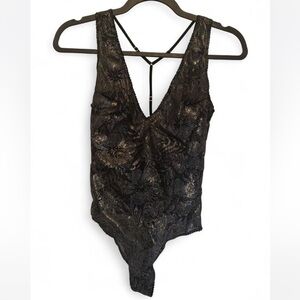 Victoria's Secret Low-Cut Black Lace Metallic Bodysuit. Size Small. NWT.